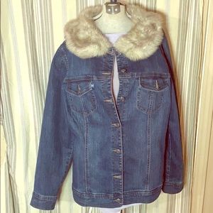 Bandolinoblu Denim Jacket with Removable Faux Fur